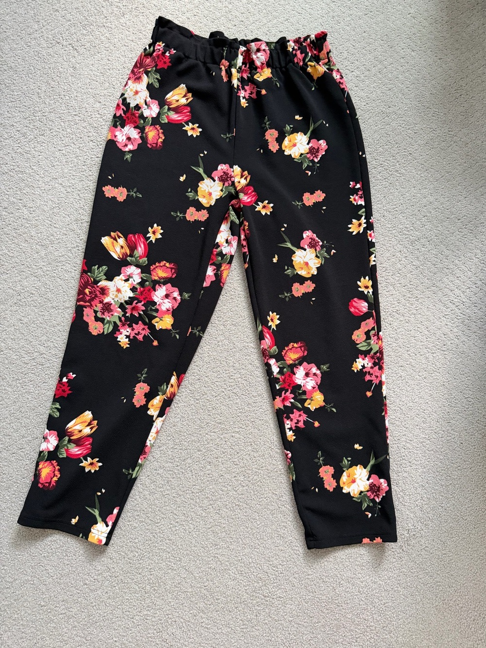 SHEIN Black Floral Print Women’s Pants